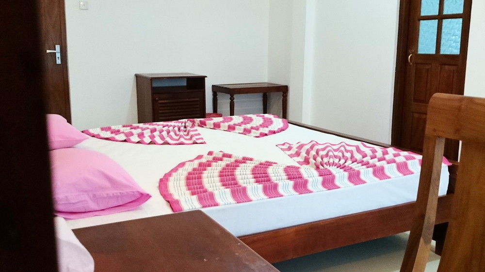 Blinkbonnie Inn Kandy Bagian luar foto