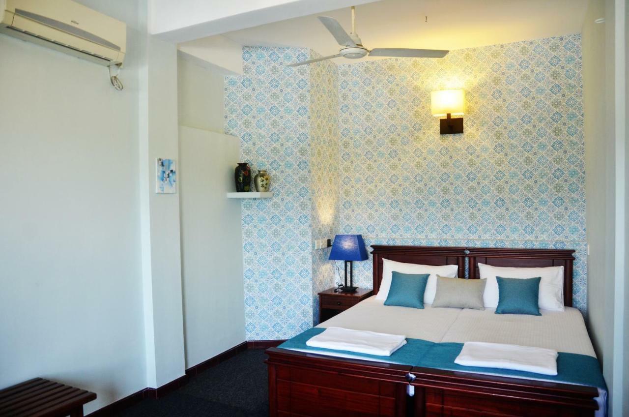 Blinkbonnie Inn Kandy Bagian luar foto