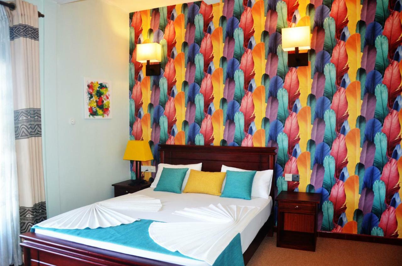 Blinkbonnie Inn Kandy Bagian luar foto